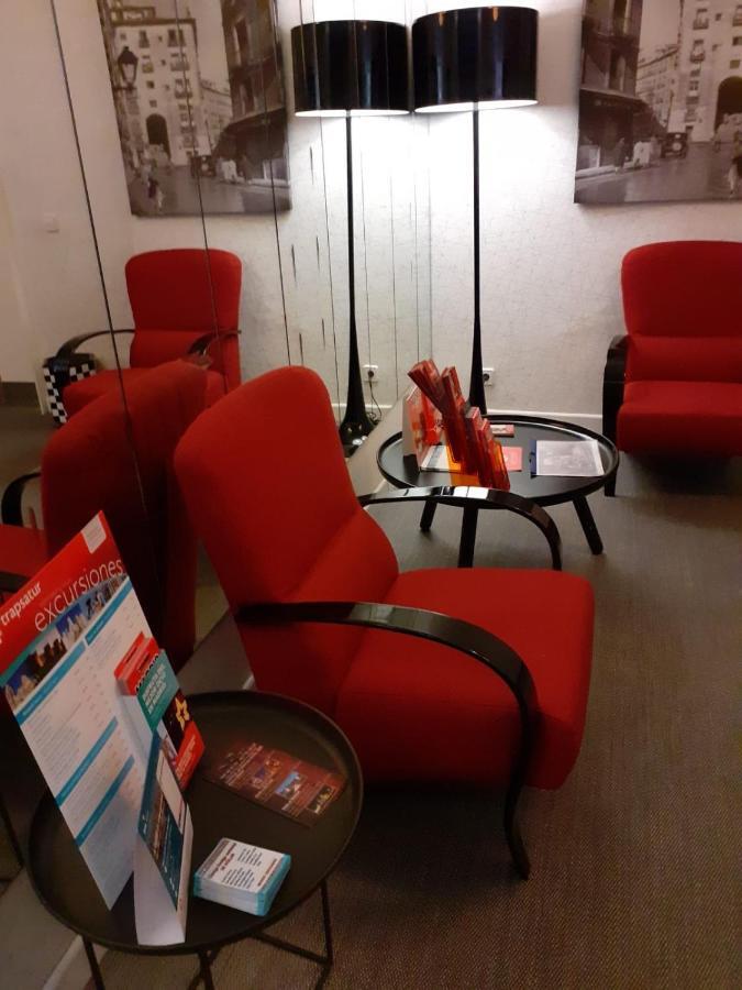 Hostal Montecarlo Мадрид Екстериор снимка